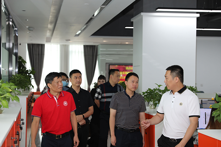 乐鱼_乐鱼（中国）官方网站|乐鱼平台人力集团