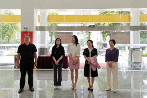 欢乐共创，“媒”好未来｜乐鱼_乐鱼（中国）官方网站|乐鱼平台集团与番禺区融媒体中心互访交流